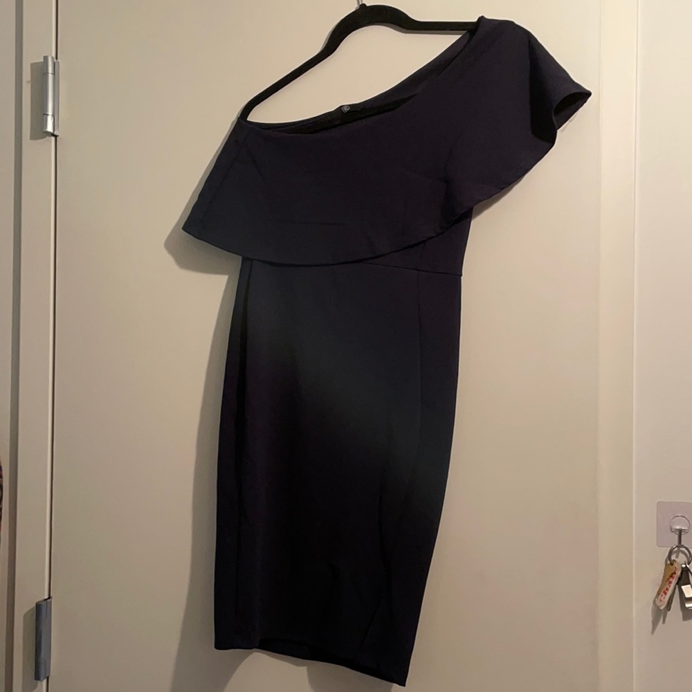 Single shoulder navy blue mini dress